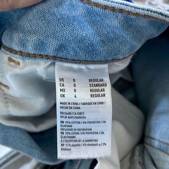 American Eagle high rise jegging two tone distressed size 0 regular - Picture 8 of 11